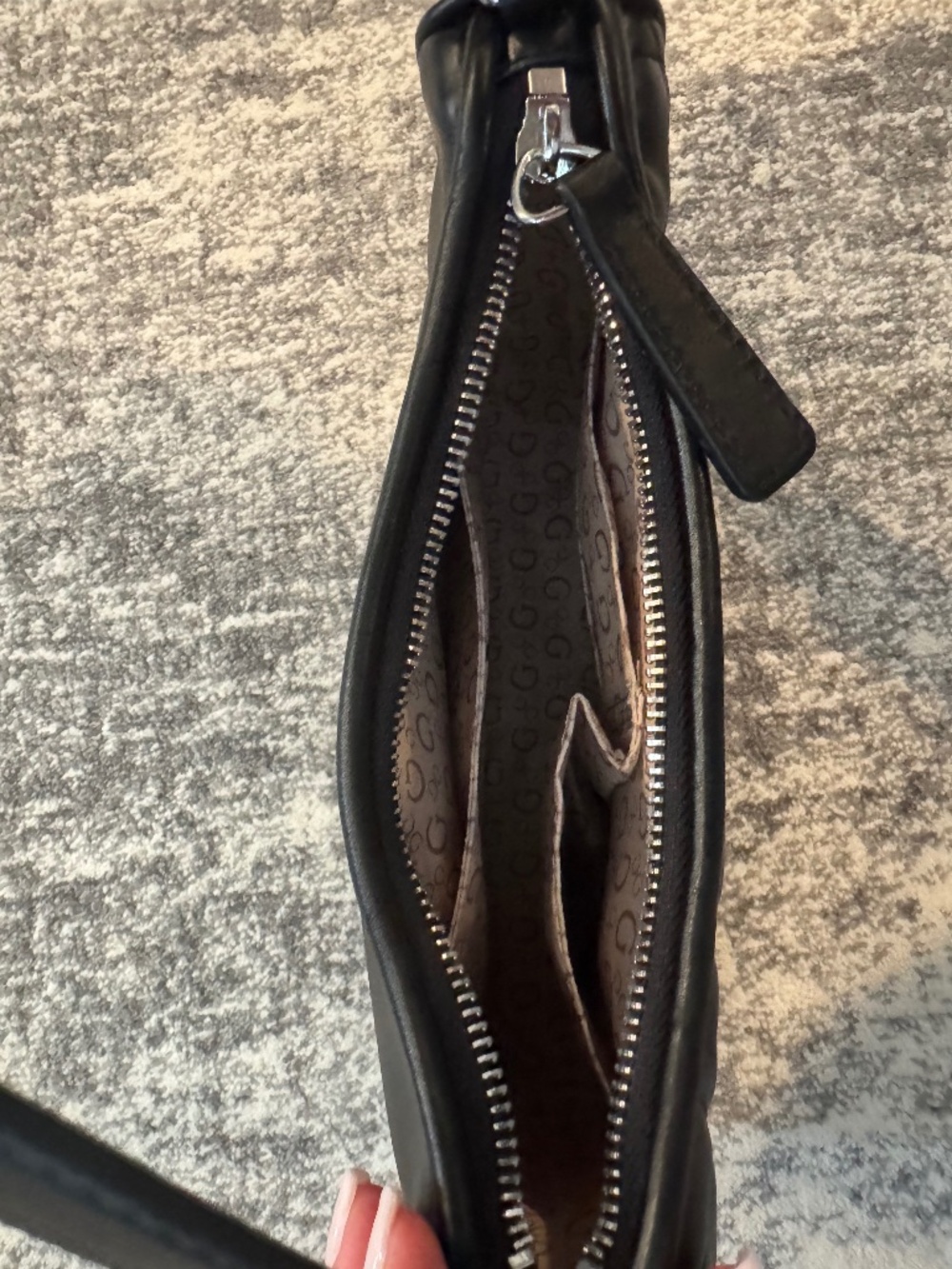 Guess Purse - Picture 2 of 2